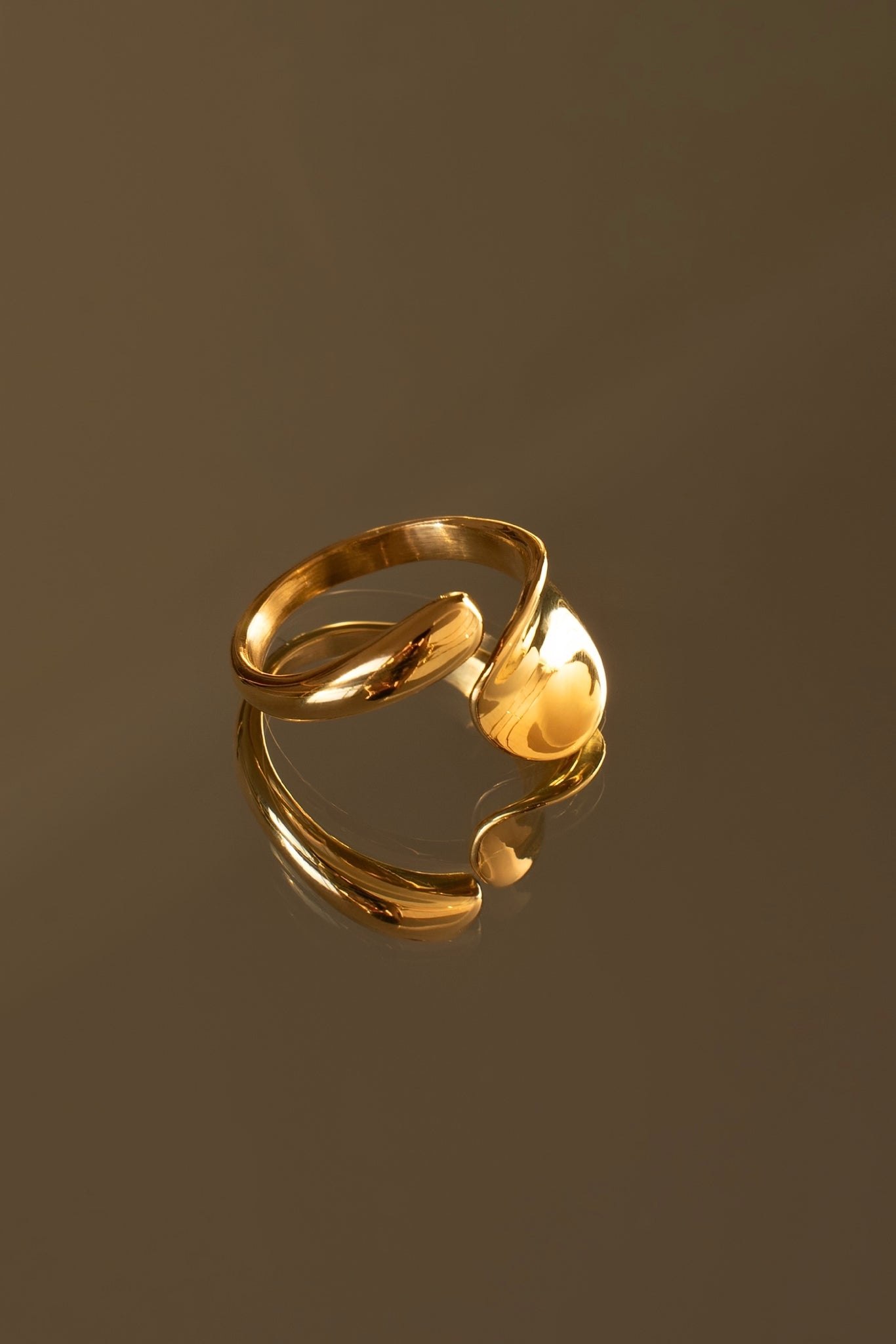 C'est la Vie Abstract Ring